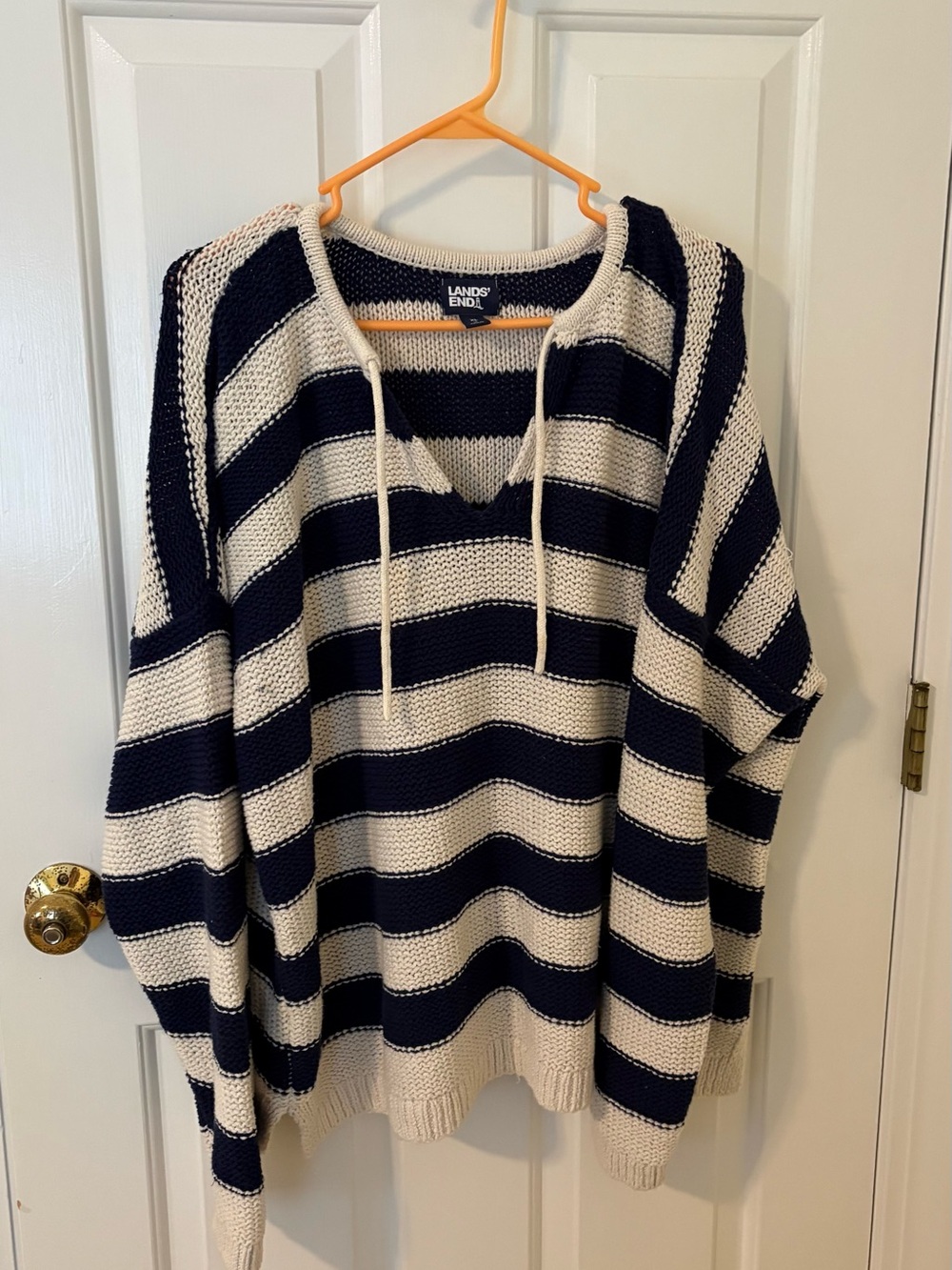 Lands End Navy Cream summer weight sweater